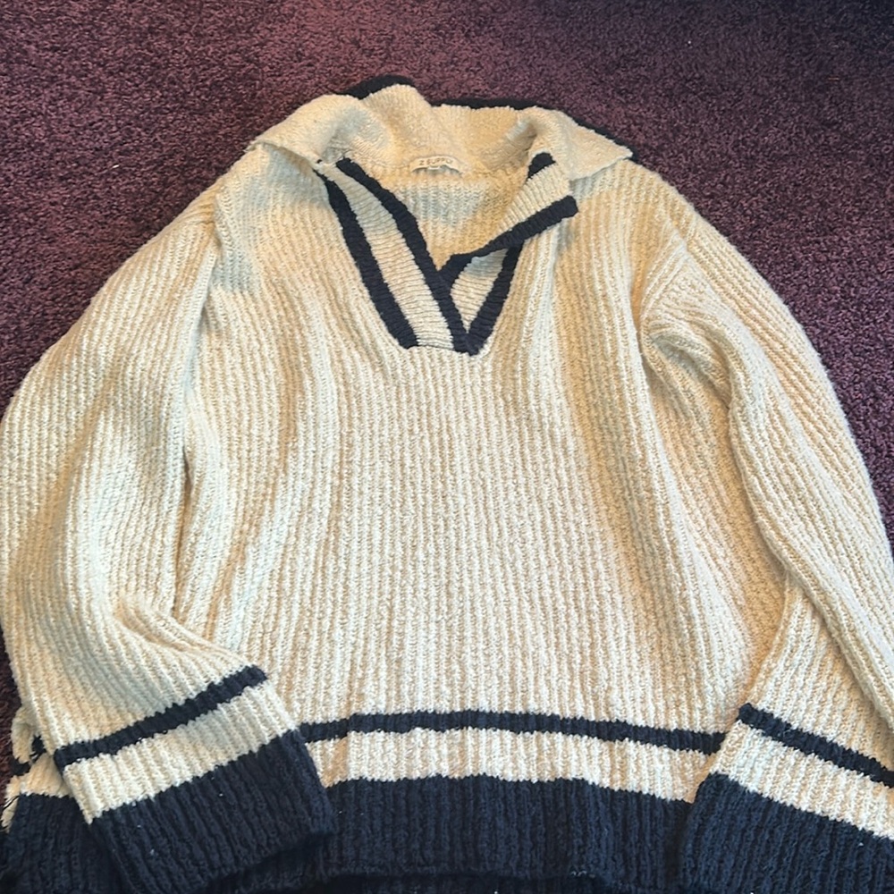 Cream and navy blue z supply sweater